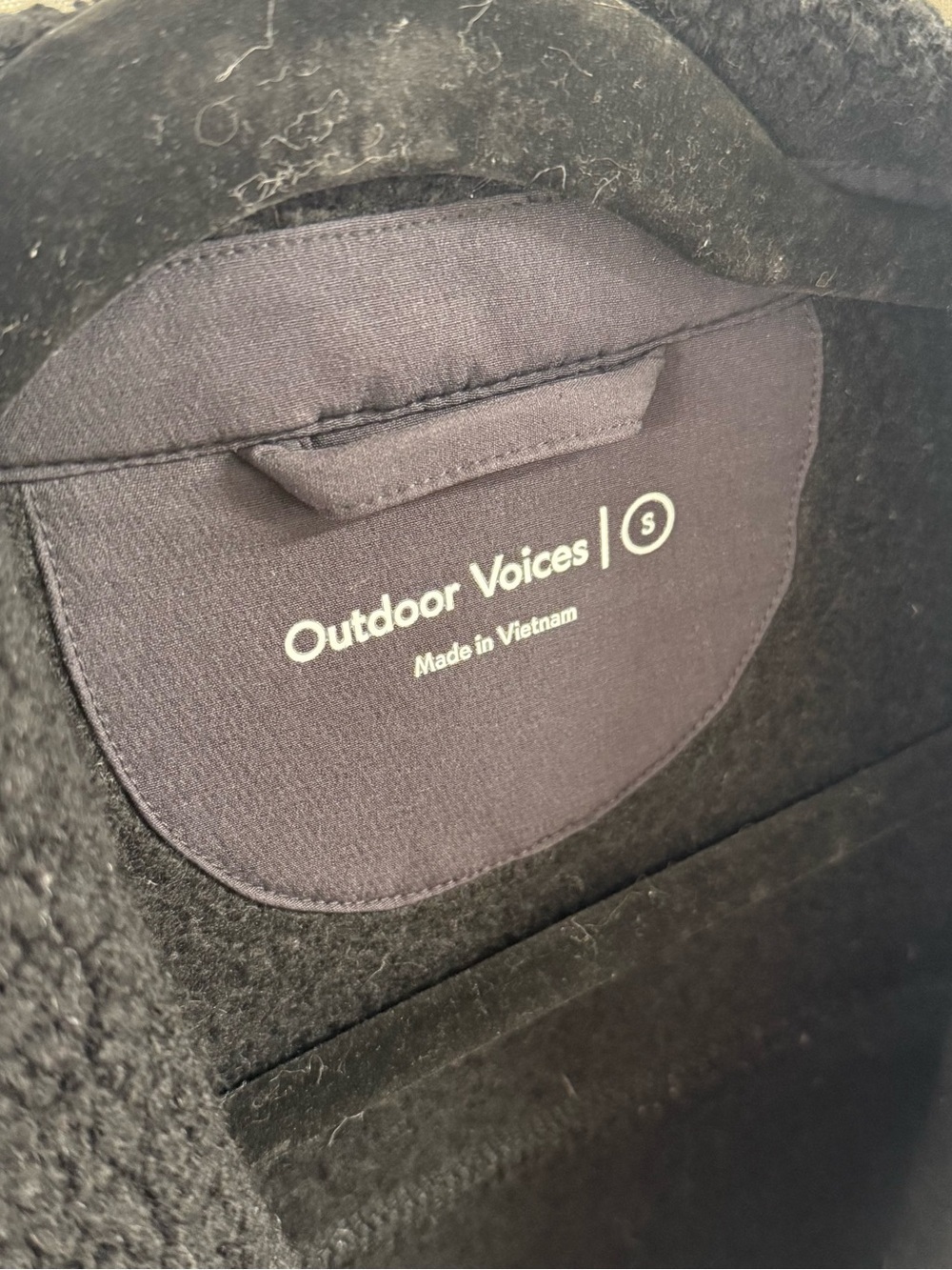 Outdoor Voices Black Plush Sherpa Snap Jacket Women’s Size Small - Picture 8 of 8